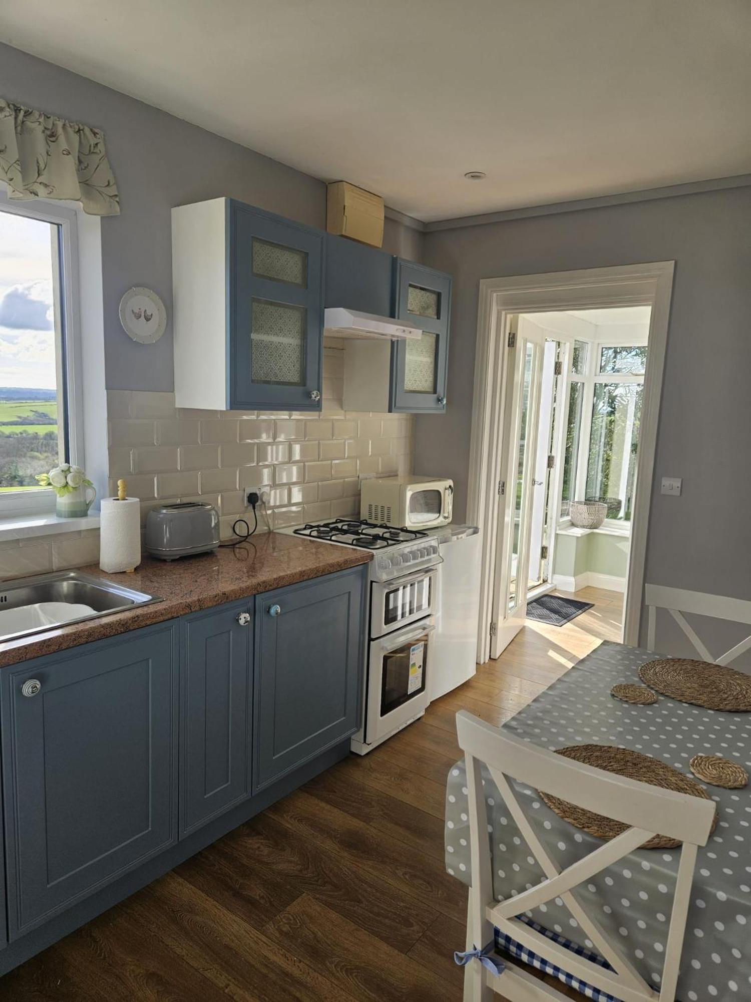 Villa Meadow View Haverfordwest Exterior foto